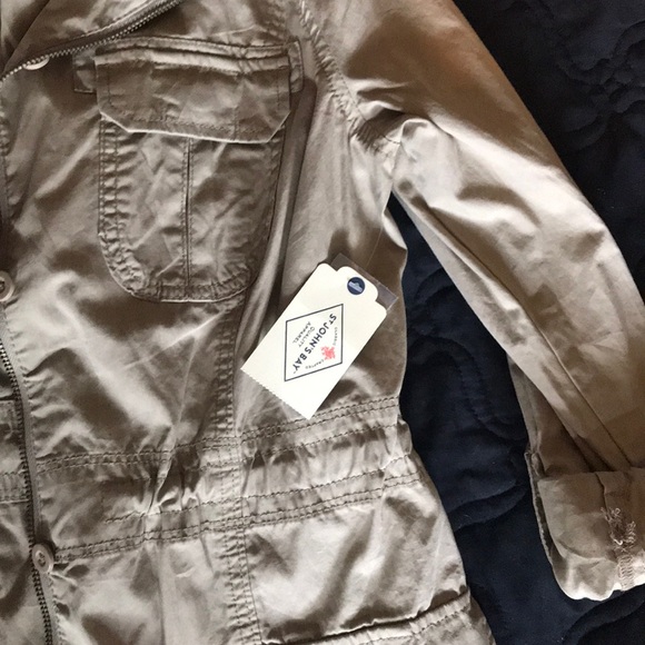 New with tags, size large. - Picture 3 of 4